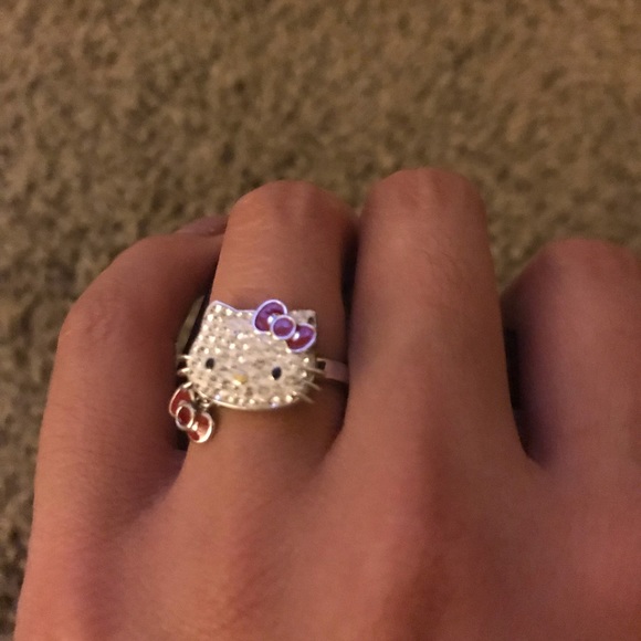 Rare Swarovski Hello Kitty Ring, size 6-6.5 ($140) - Picture 2 of 3